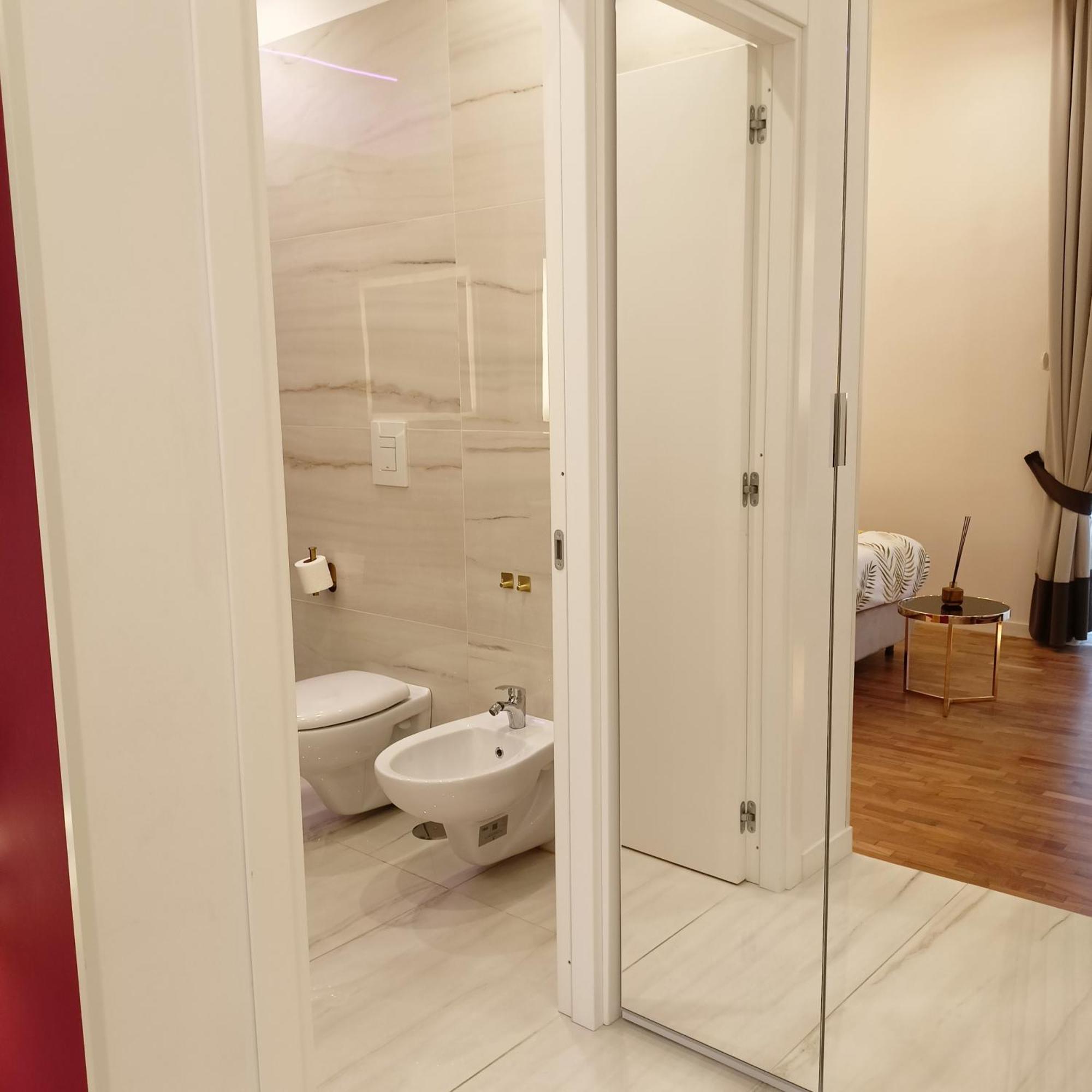 La Lepre Bovio Hotel Napoli Ngoại thất bức ảnh