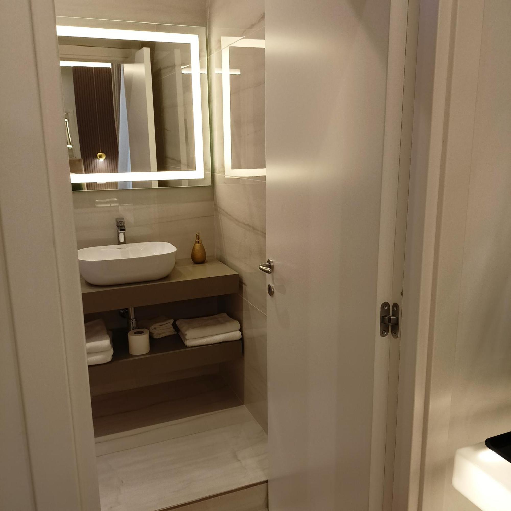 La Lepre Bovio Hotel Napoli Ngoại thất bức ảnh