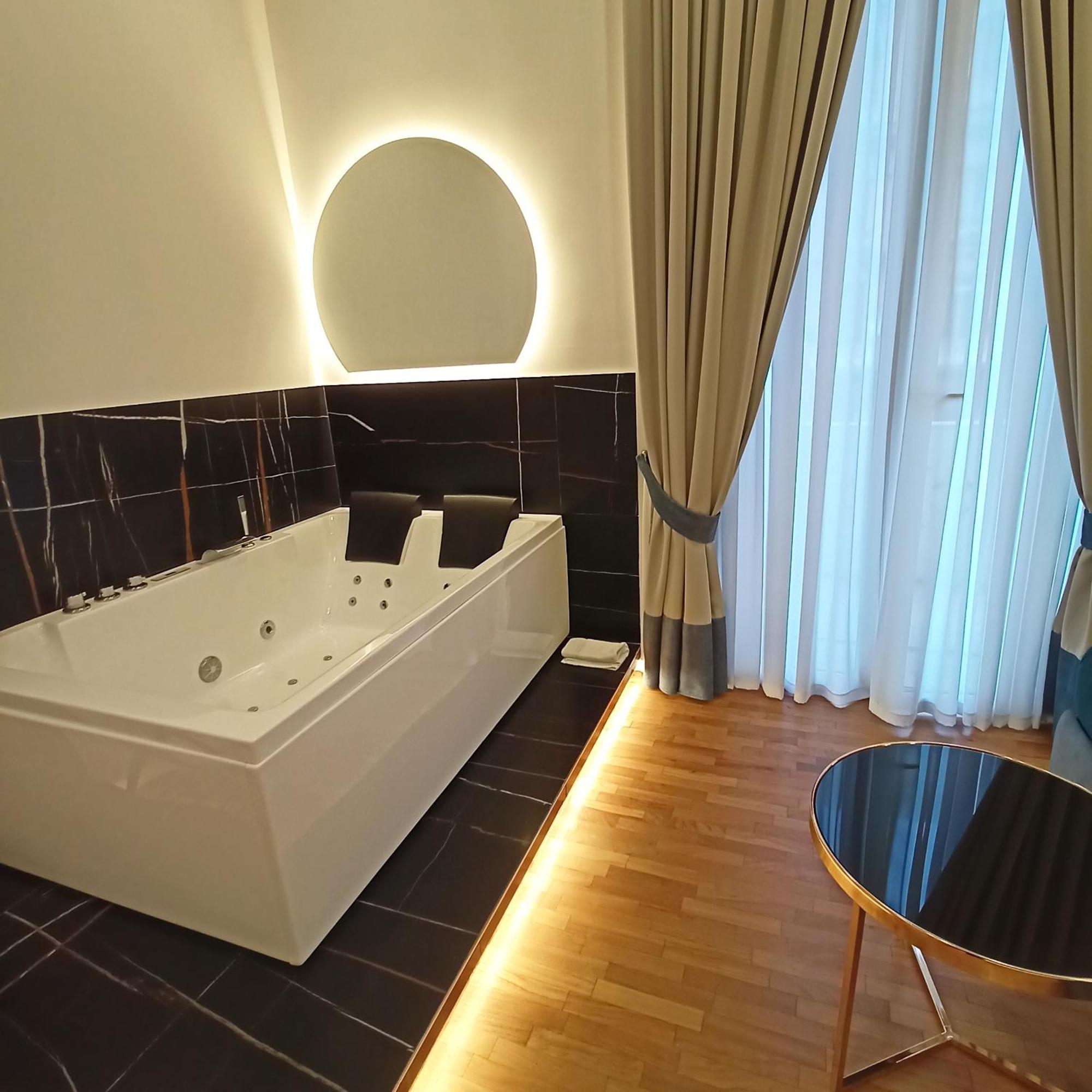 La Lepre Bovio Hotel Napoli Ngoại thất bức ảnh
